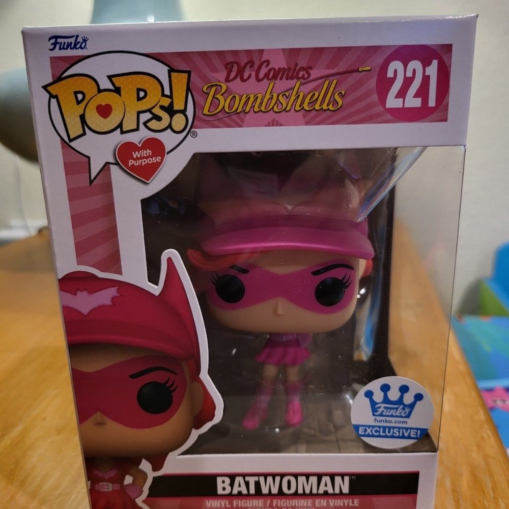 DC Comics Bombshells Breast Cancer Awareness Batwoman Funko Shop Exclusive Pop